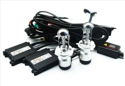 [L135] Lamp Kit Xenon H4 (Made in China)