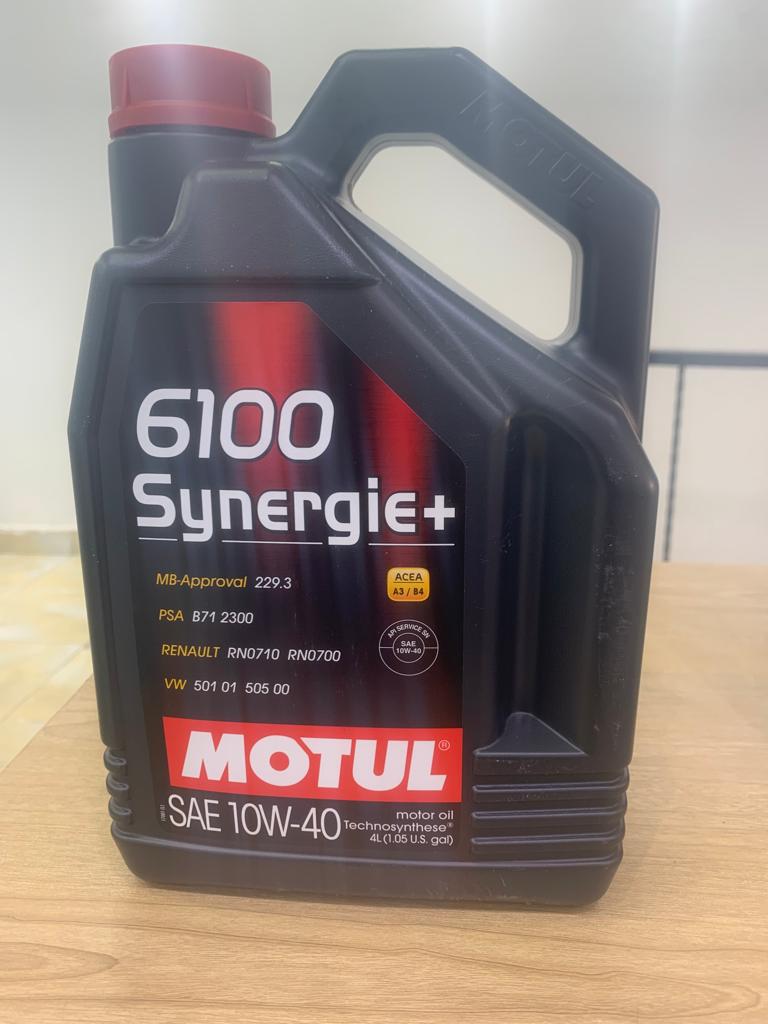 Motul Engine Oil 6100 Synergie+ 10W-40 4 lt (Made in France) //