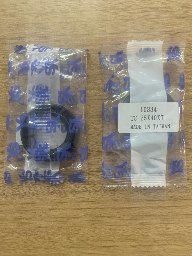[G004] Oil Seal 25*40*7 [YS] (Made in Taiwan) (10334)
