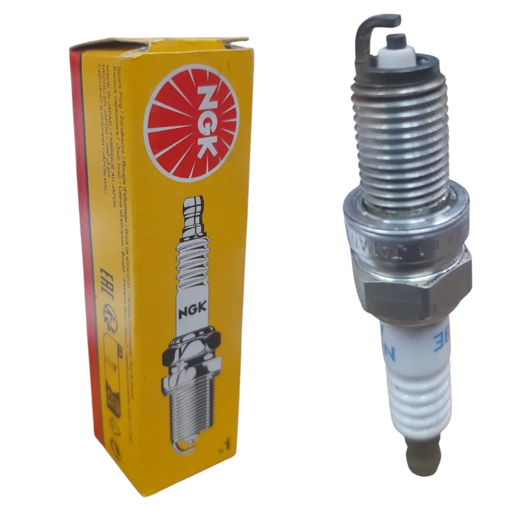 [SP042] Spark Plug VTX 1300 [NGK] (Made in Japan) (DCPR8E) (4179)