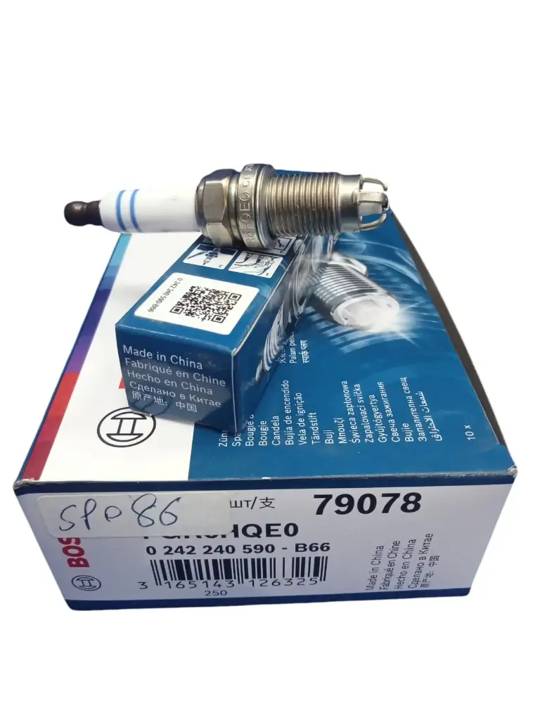 Spark Plug 4 Plugs VW Passat / Jetta / Golf [Bosch] (0242240590)