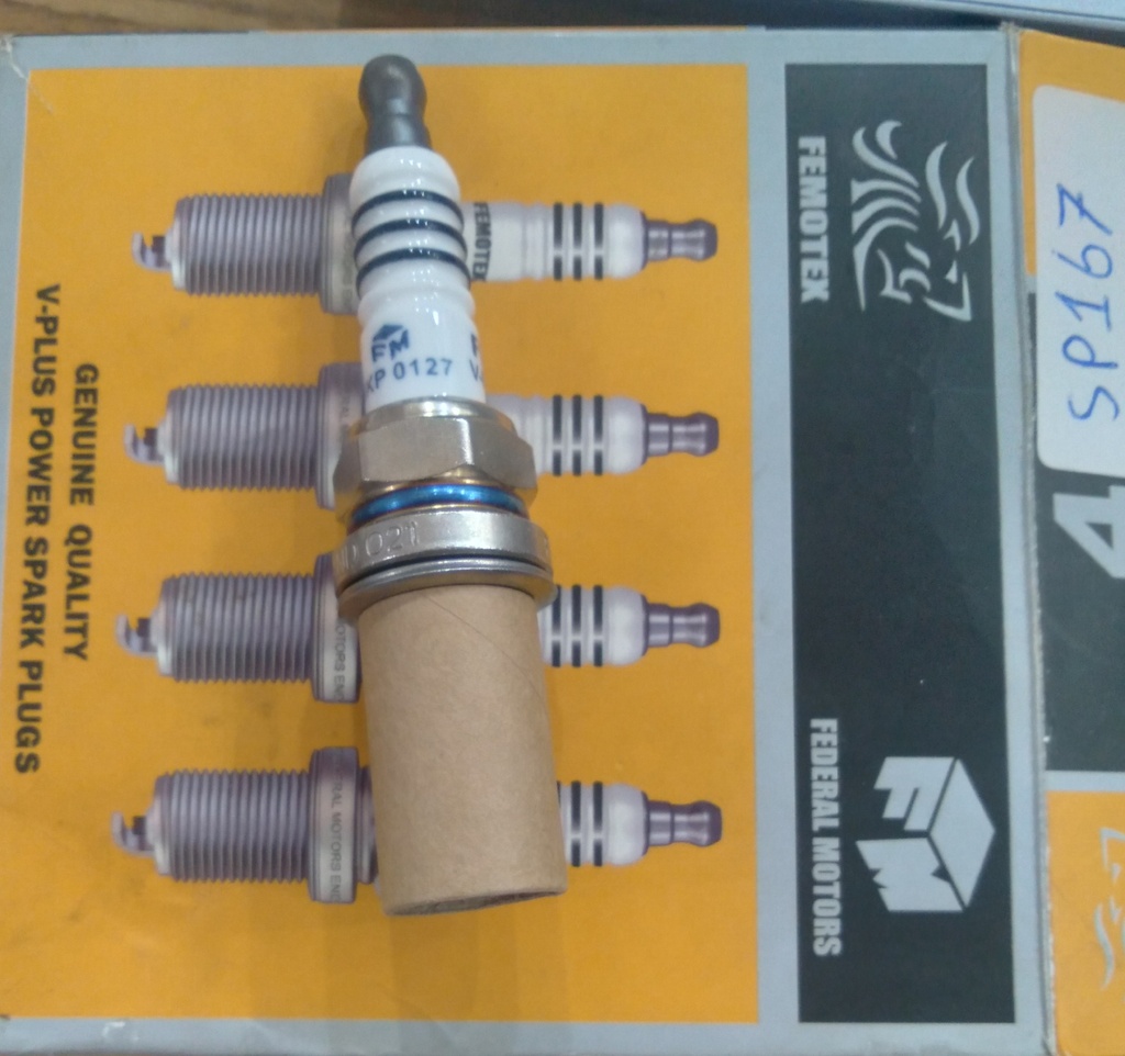 Spark Plug Nissan Sunny N16 [Femotex] (Made in England) (UKP 0127VP) 