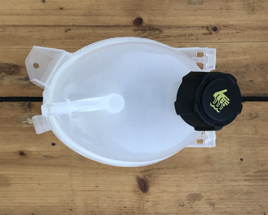 Water Reservoir Renault New Logan + Clio 4 [Kaya] (Made in Turkey) (KR-237) //