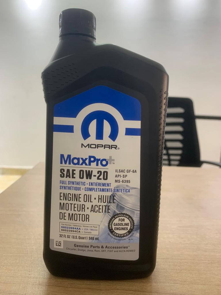 Mopar Engine Oil MaxPro SAE 0W-20 1lt //
