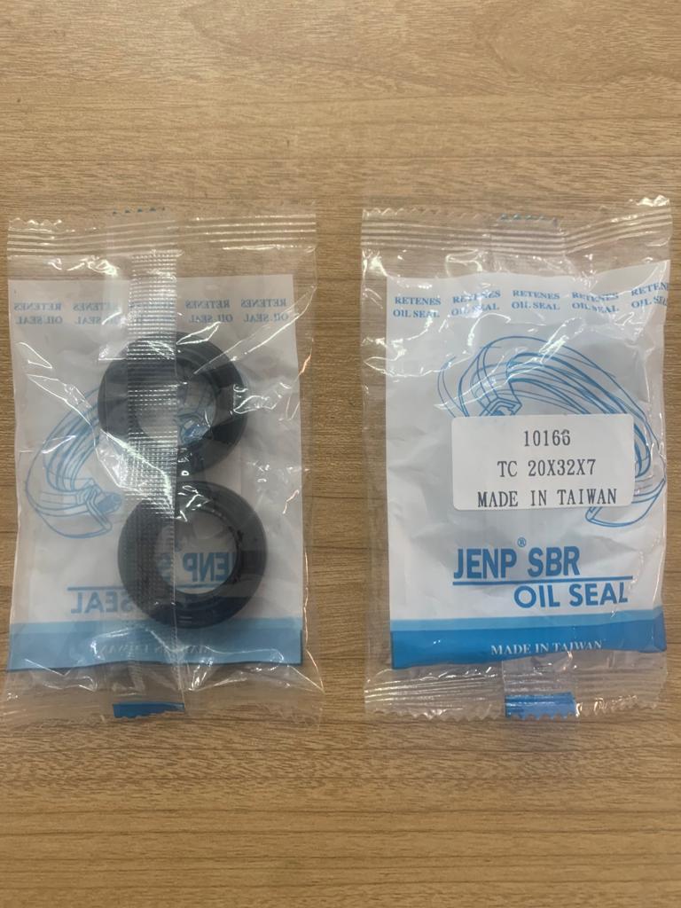 Oil Seal 20*32*7 [JENP] (Made in Taiwan) (10166) //