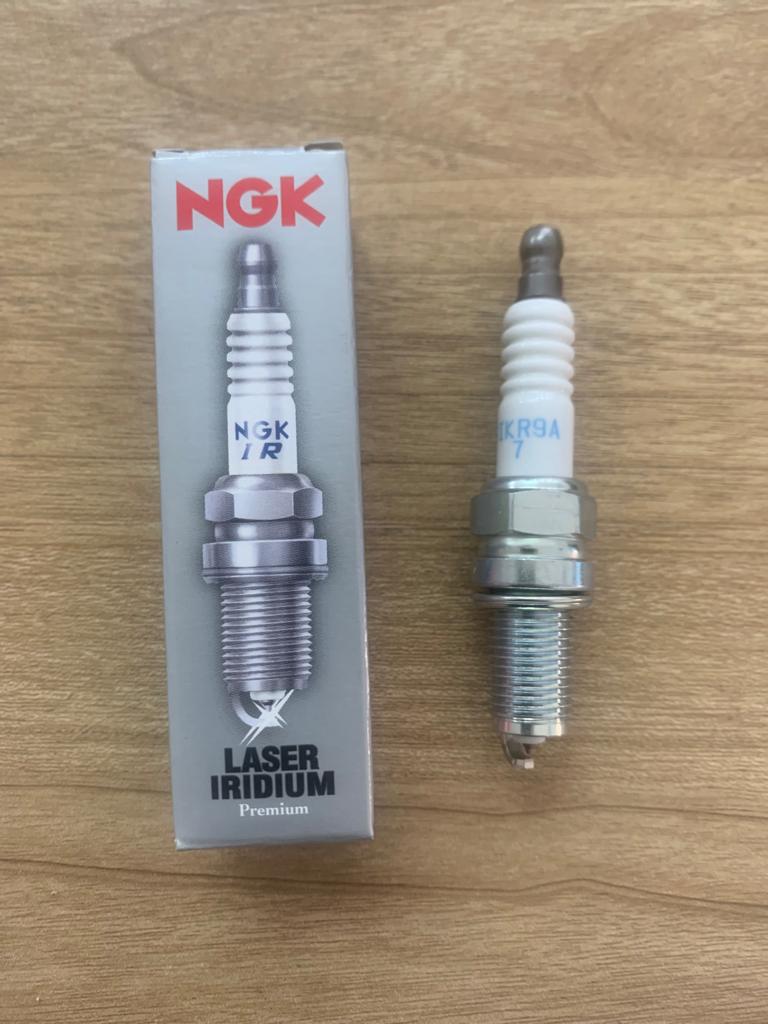 شمعة إشعال لسيارة جيب رينيجيد [NGK] (SIKR9A7) (93618) //