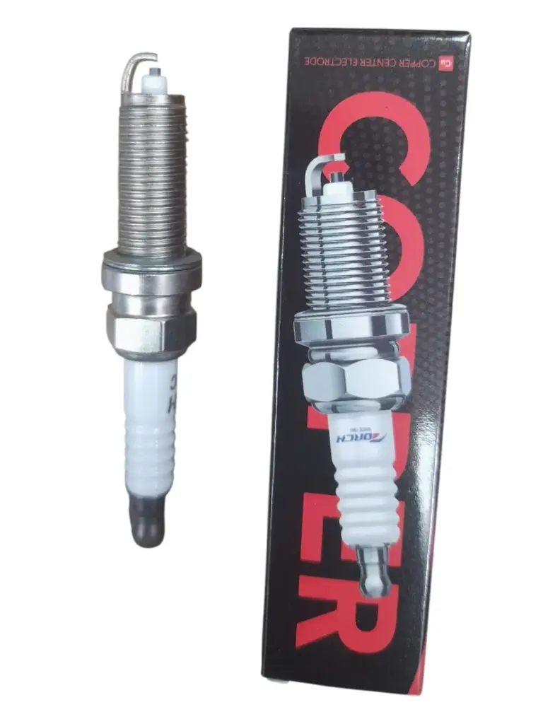 [SP200] Spark Plug Renault Clio / Nissan N17 Nickel [Torch](made in China)(LD6RTC)