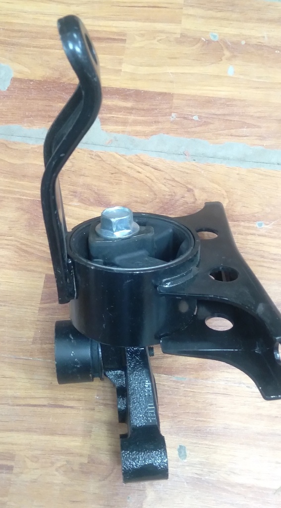 Engine Bracket Front Right with wing Hyundai Matrix [JY] (Made in Korea) (21810-17000) //