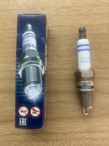 [SP135] Spark Plug Double Iridium [Bosch] (Made in Germany) (0242135563) (96314) 